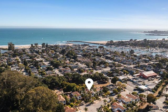 188 Harbor Beach Court, Santa Cruz, CA 95062