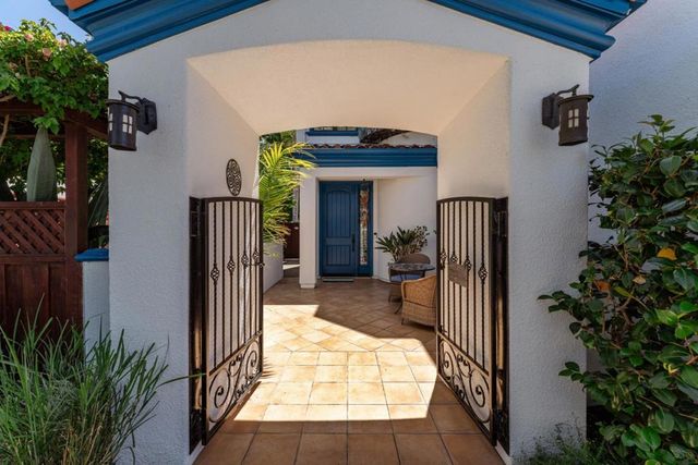 188 Harbor Beach Court, Santa Cruz, CA 95062