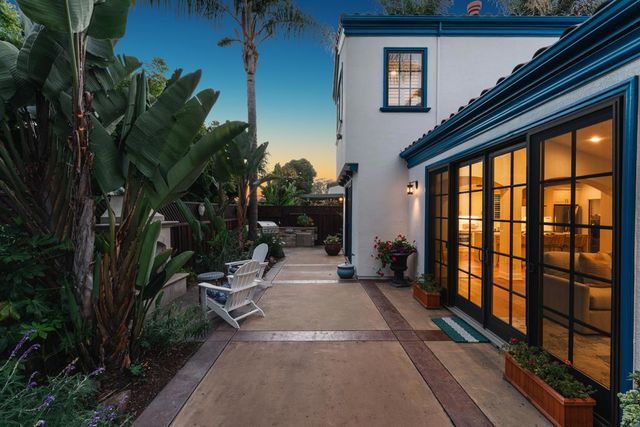 188 Harbor Beach Court, Santa Cruz, CA 95062