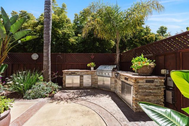188 Harbor Beach Court, Santa Cruz, CA 95062