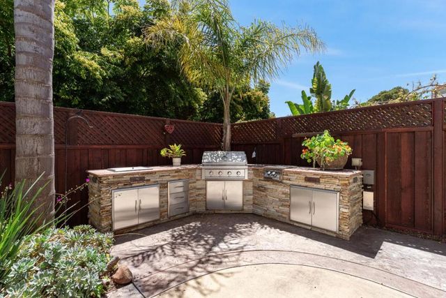 188 Harbor Beach Court, Santa Cruz, CA 95062