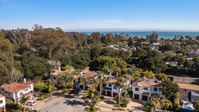 188 Harbor Beach Court, Santa Cruz, CA 95062