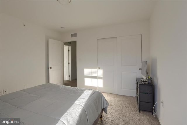 110 EMMA CIR, Harrisburg, PA 17112