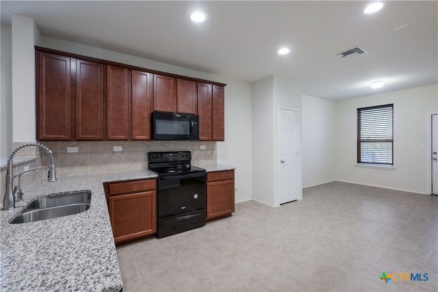 114 Texas Lantana, New Braunfels, TX 78130