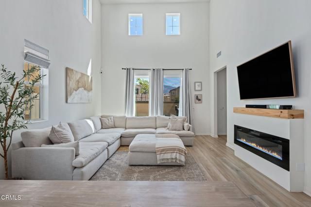 1991 Pomegranate Street, Santa Paula, CA 93060