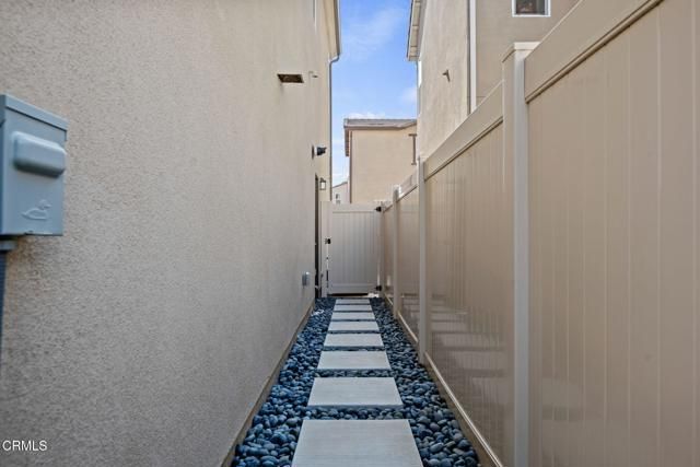 1991 Pomegranate Street, Santa Paula, CA 93060