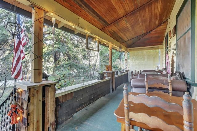 203 Race St, Grass Valley, CA 95945