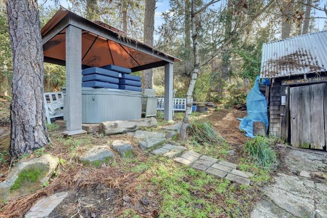 203 Race St, Grass Valley, CA 95945