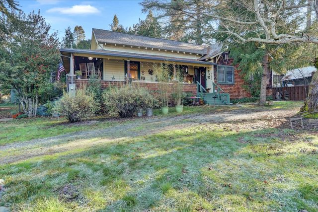 203 Race St, Grass Valley, CA 95945