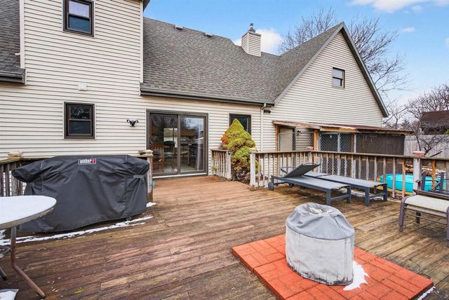 3230 S WHIP POOR WILL LANE, Appleton, WI 54915