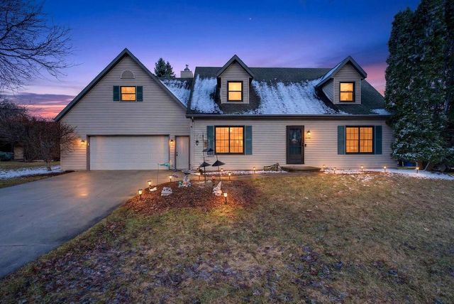 3230 S WHIP POOR WILL LANE, Appleton, WI 54915