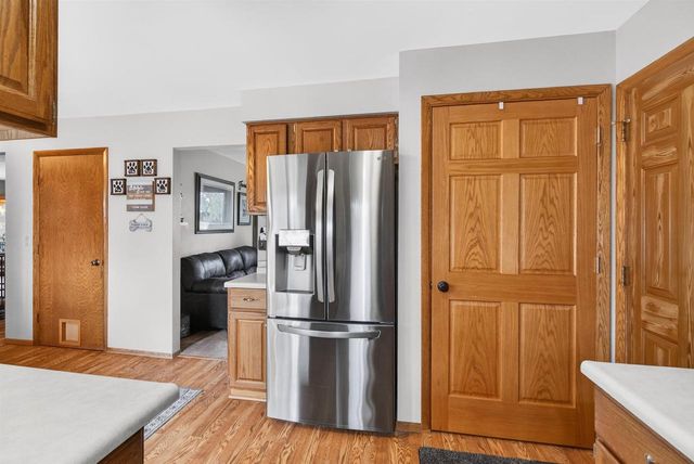 3230 S WHIP POOR WILL LANE, Appleton, WI 54915