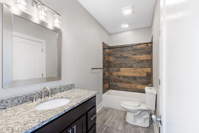 808 Chickasaw Ave, Nashville, TN 37207