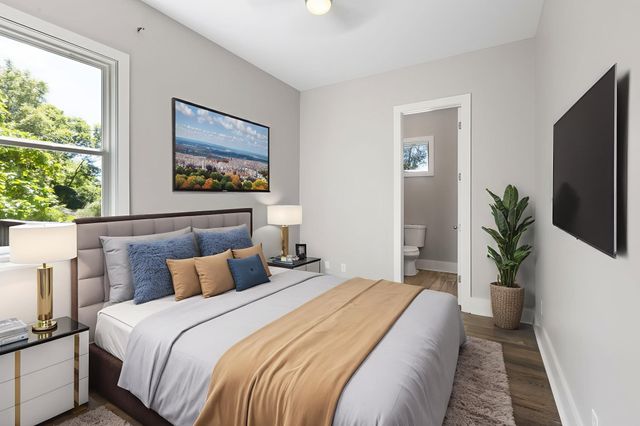 808 Chickasaw Ave, Nashville, TN 37207