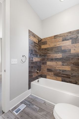 808 Chickasaw Ave, Nashville, TN 37207