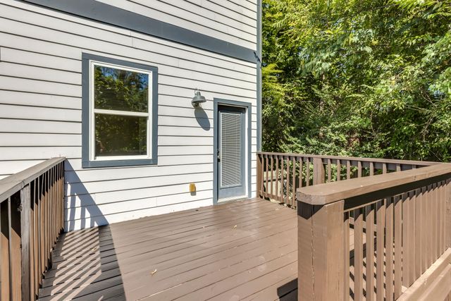 808 Chickasaw Ave, Nashville, TN 37207