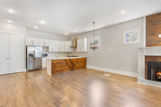 808 Chickasaw Ave, Nashville, TN 37207