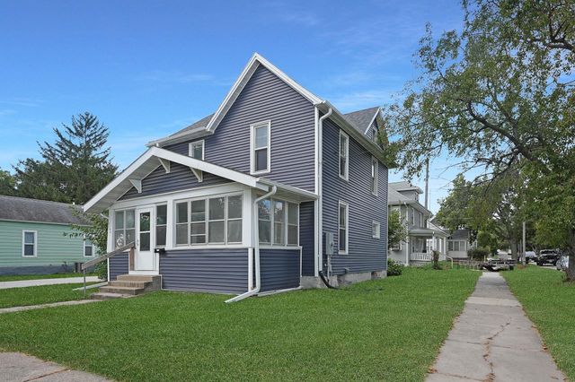 1103 State Street, Cedar Falls, IA 50613