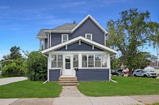 1103 State Street, Cedar Falls, IA 50613