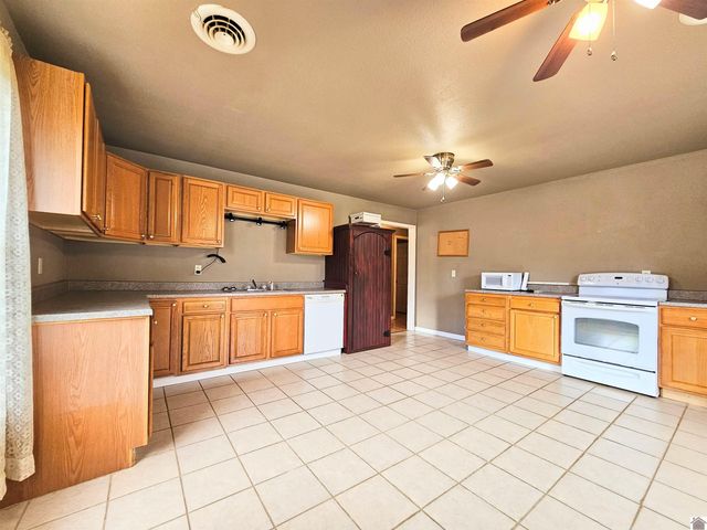 218 mountain rd, Grand Rivers, KY 42045