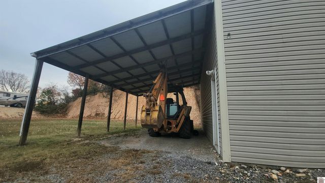 218 mountain rd, Grand Rivers, KY 42045