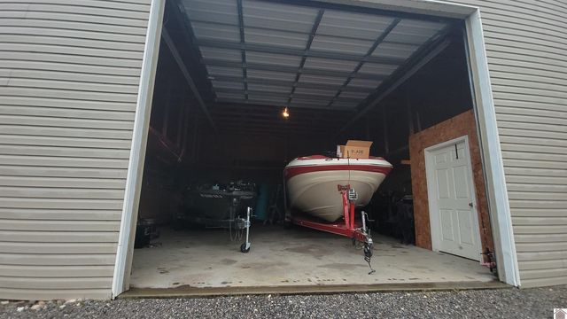 218 mountain rd, Grand Rivers, KY 42045