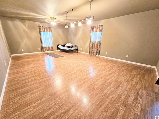 218 mountain rd, Grand Rivers, KY 42045