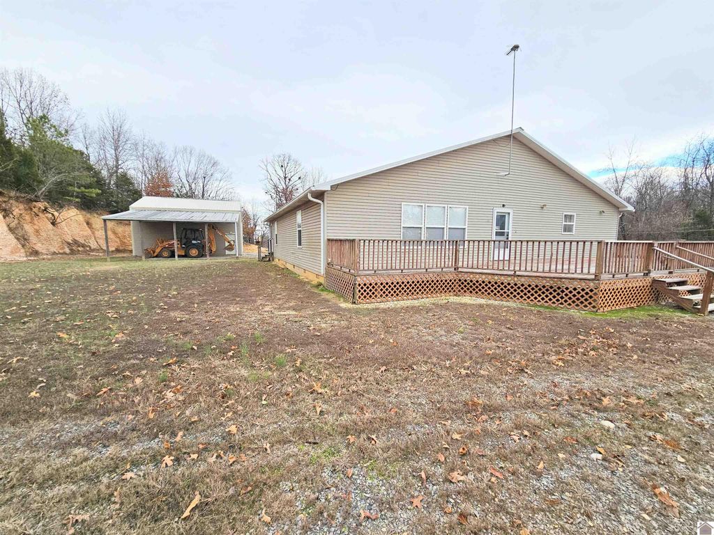 218 mountain rd, Grand Rivers, KY 42045
