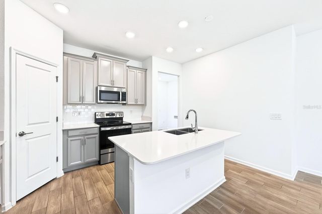 1720 FULFILLMENT DRIVE, Kissimmee, FL 34744