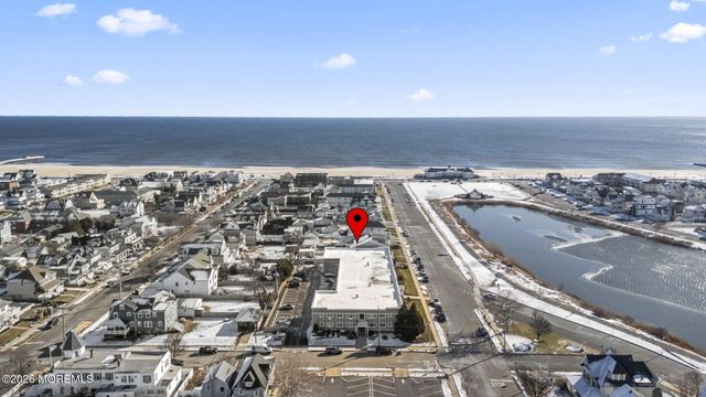 210 5th Avenue 25, Belmar, NJ 07719