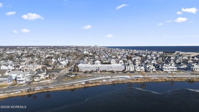 210 5th Avenue 25, Belmar, NJ 07719