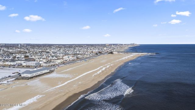 210 5th Avenue 25, Belmar, NJ 07719