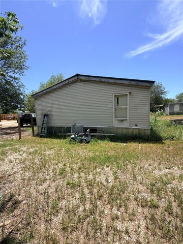 2030 Ash ST, San Marcos, TX 78666
