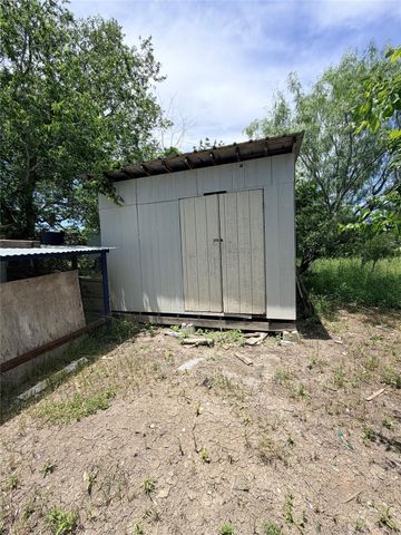 2030 Ash ST, San Marcos, TX 78666