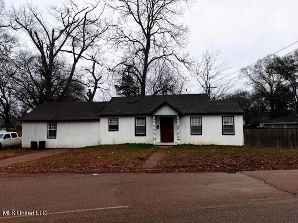 3804 Saint Francis Street, Jackson, MS 39206