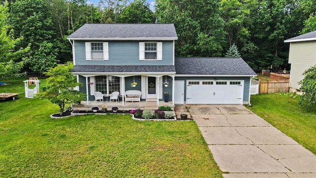 579 Venna Place, Coopersville, MI 49404
