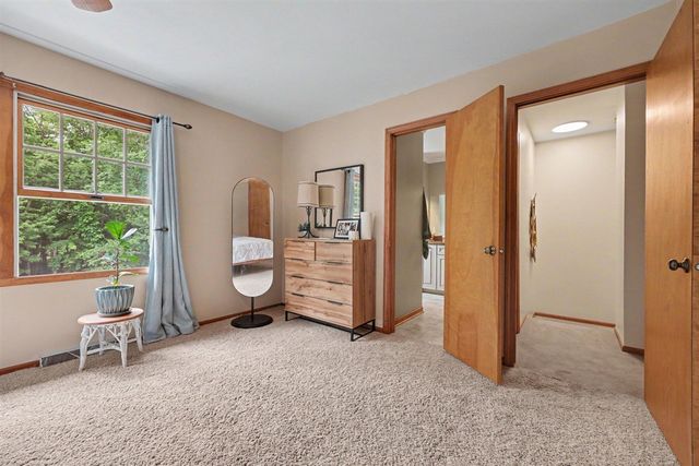 579 Venna Place, Coopersville, MI 49404