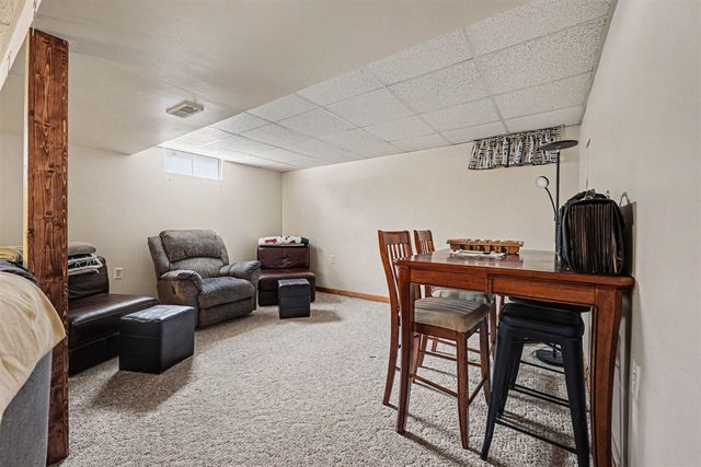 579 Venna Place, Coopersville, MI 49404