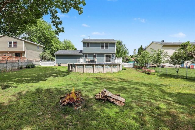 579 Venna Place, Coopersville, MI 49404