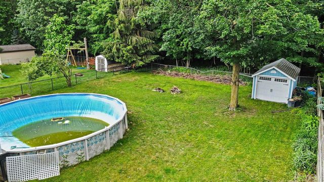579 Venna Place, Coopersville, MI 49404