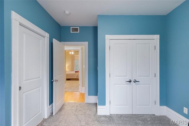 6102 Washington Boulevard 302, St Louis, MO 63112