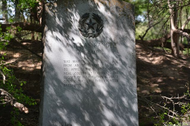 16070 FM 140, Pearsall, TX 78061