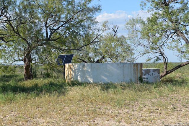 16070 FM 140, Pearsall, TX 78061