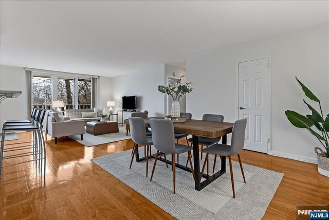 530 Valley Road C003L, Montclair, NJ 07043