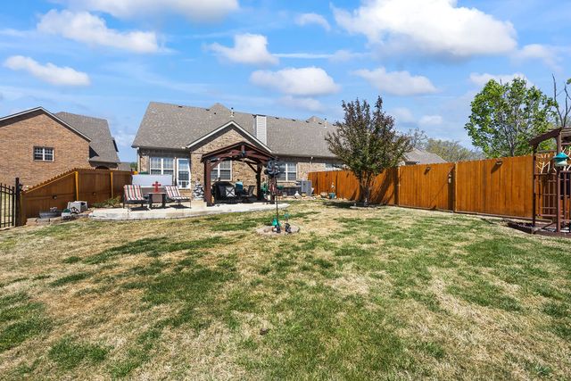 4017 N Meadow View Drive, Fayetteville, AR 72703