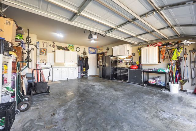 4017 N Meadow View Drive, Fayetteville, AR 72703