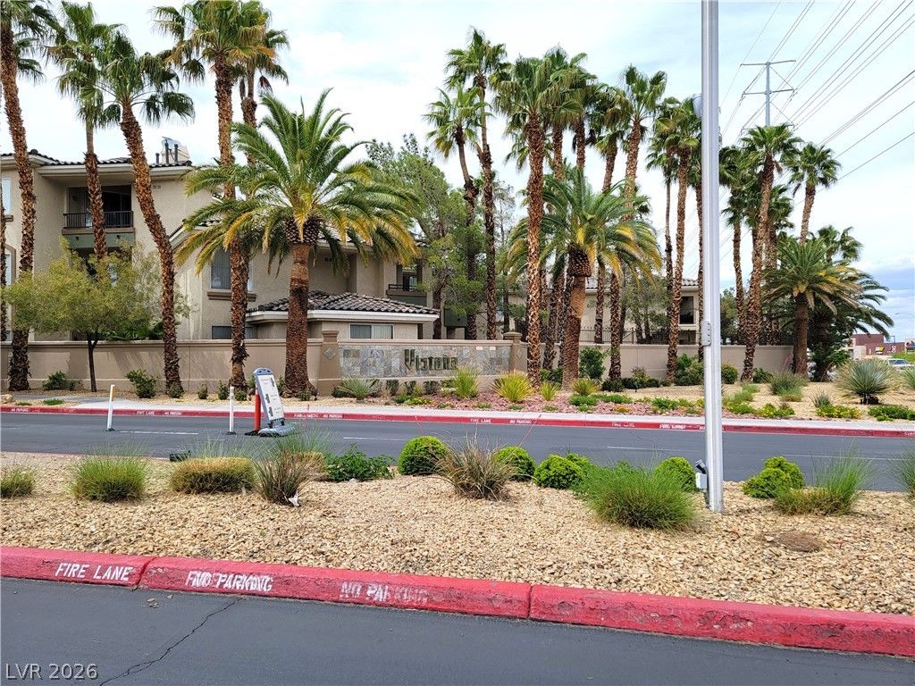 7131 Durango Drive 203, Las Vegas, NV 89148