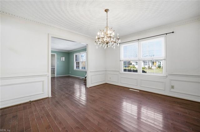 904 Stockbridge DR, Virginia Beach, VA 23464