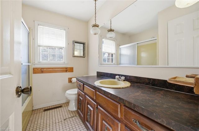 904 Stockbridge DR, Virginia Beach, VA 23464