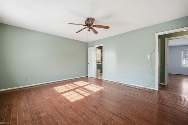 904 Stockbridge DR, Virginia Beach, VA 23464